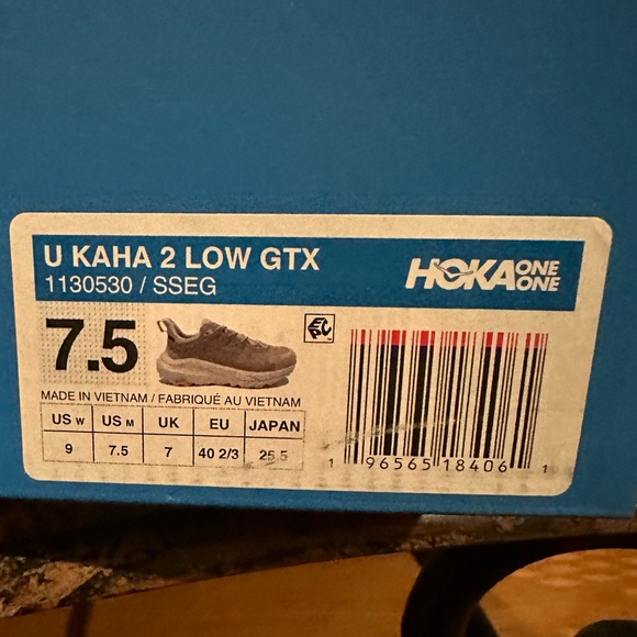 HOKA unisex KAHA 2 LOW GTX Gore-Tex Shifting Sand Eggnog Shoe - Picture 16 of 16